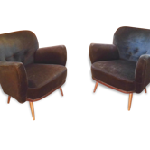 1 cute little round Chair 50 years