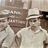 Walker Evans (1938) – Main Street, Morgantown (West Virginia)