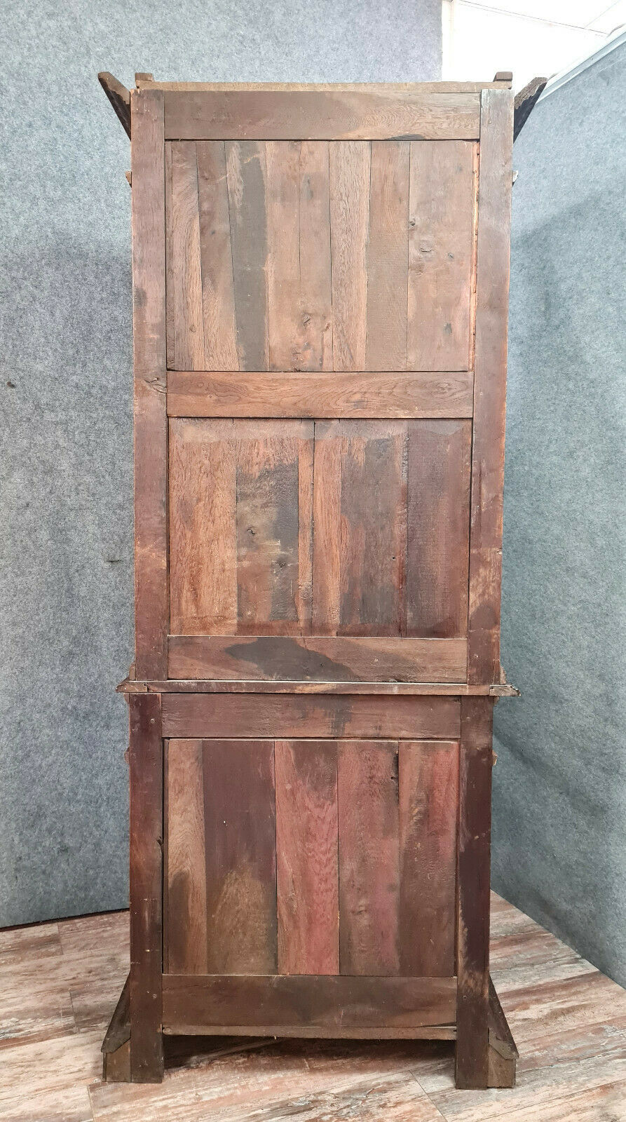 Renaissance library cabinet of hunting lodge in solid oak around 1850