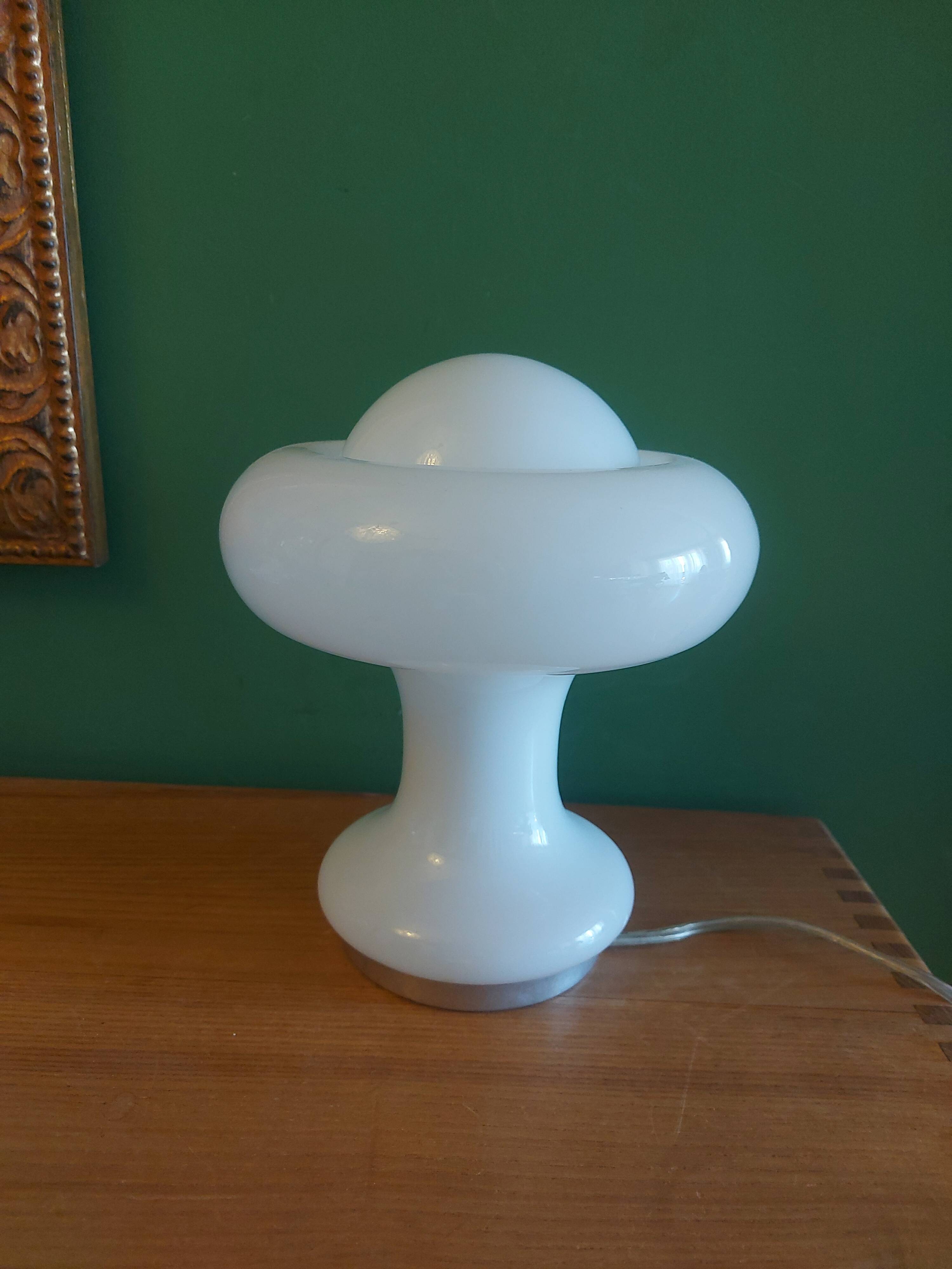 Mushroom lamp peill putzler in white opaline 60'S