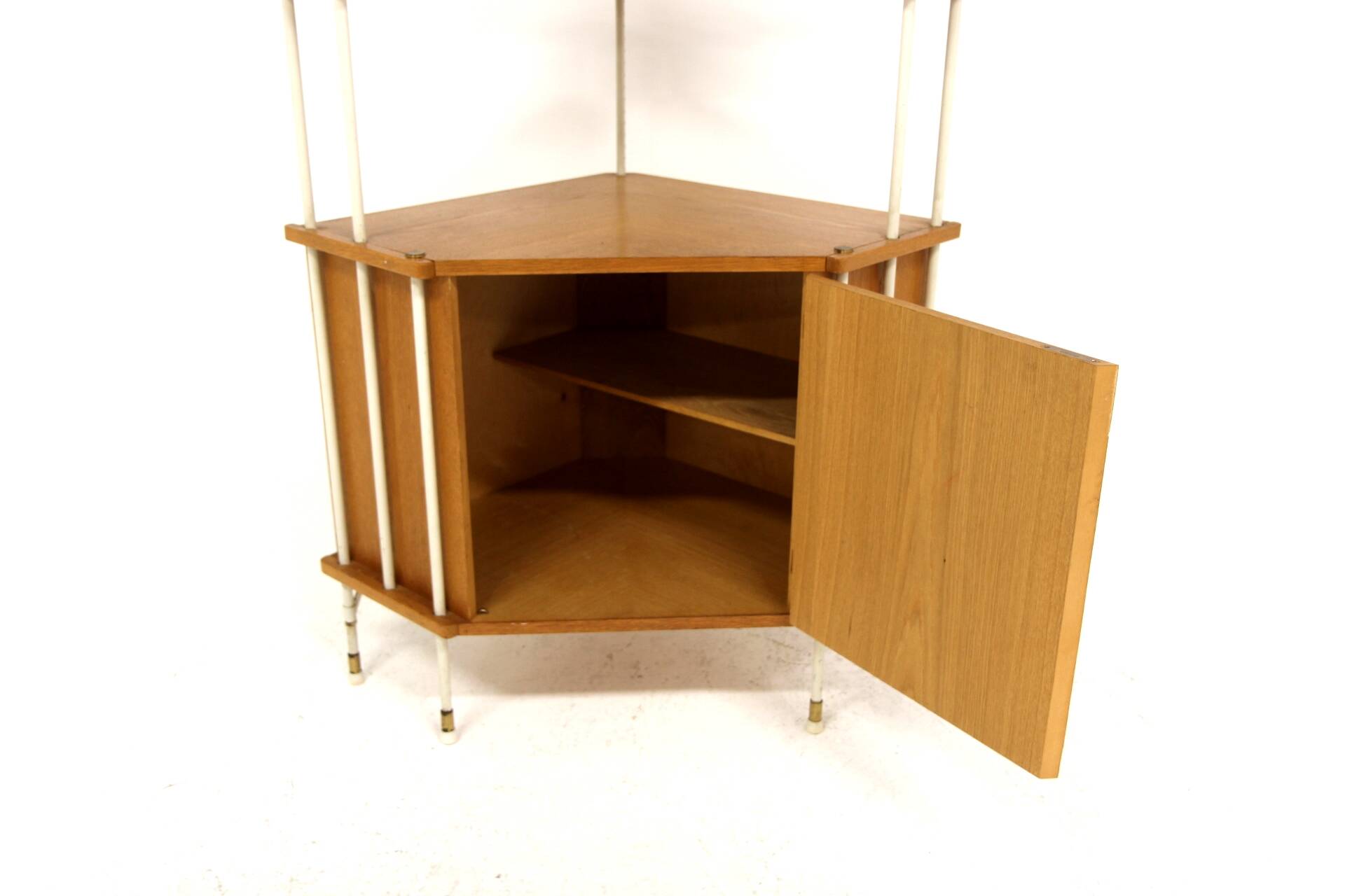 "Prydno" corner bookcase in oak, Bröderna Gustafssons, Sweden, 1950