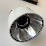 Enamelled sheet metal wall