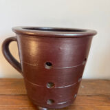 Stoneware cache pot