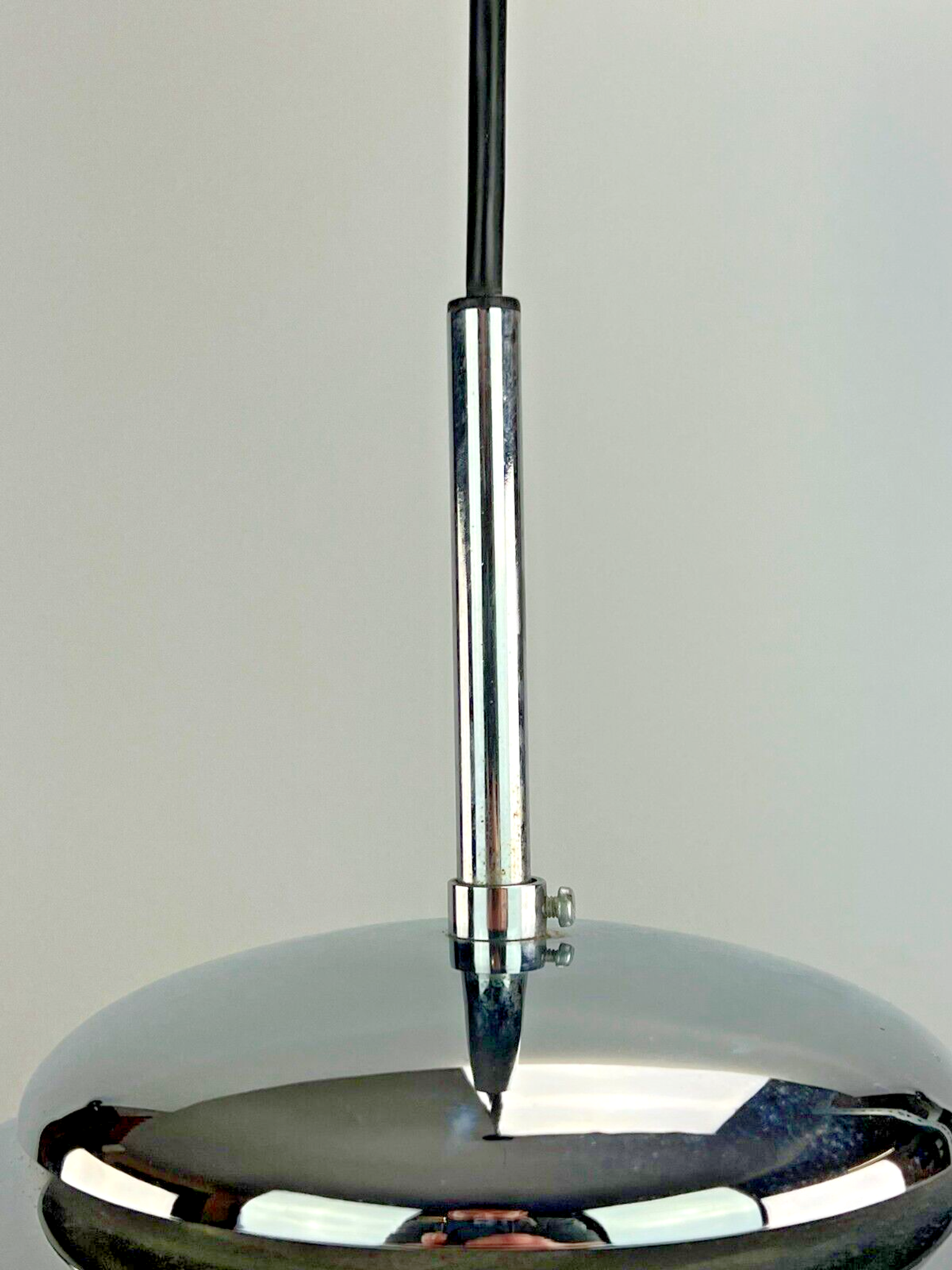 1960s suspension Kazuo Motozawa Saturno chrome design