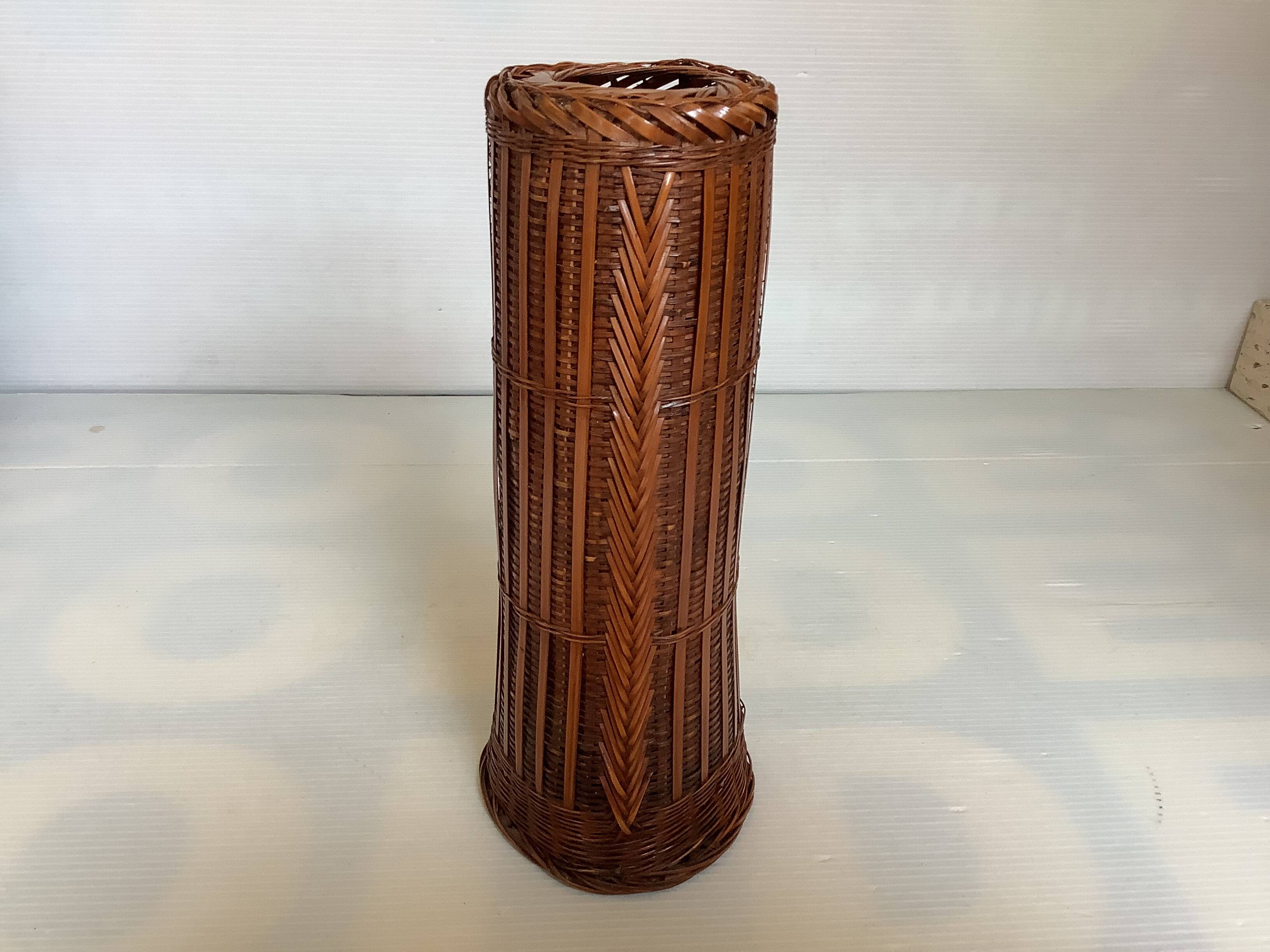 Bamboo woven vase brushpot