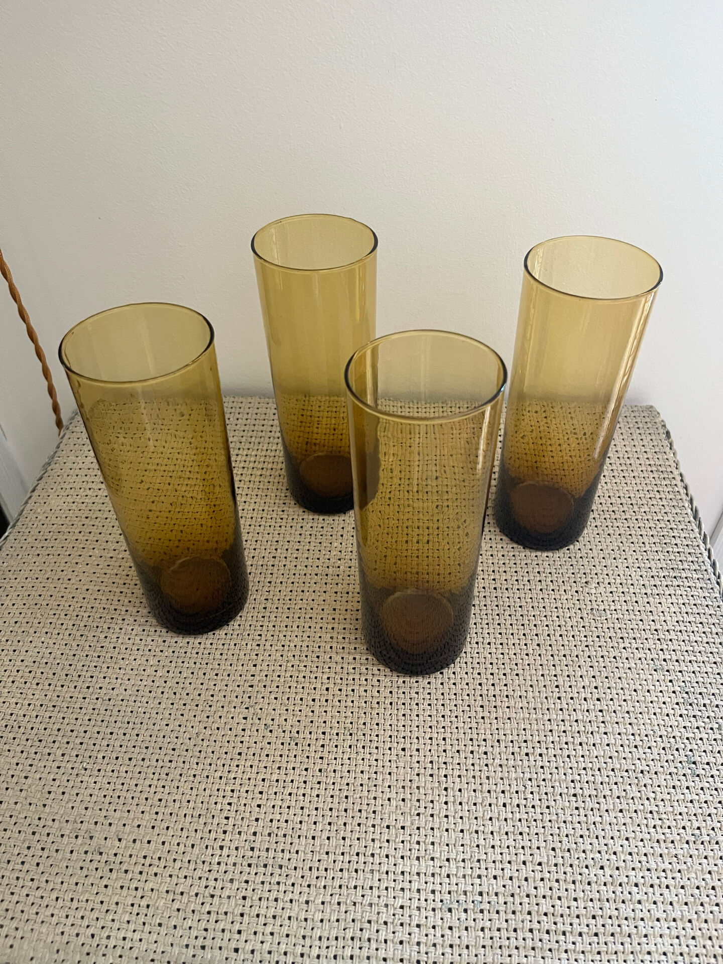 4 verres ambrés