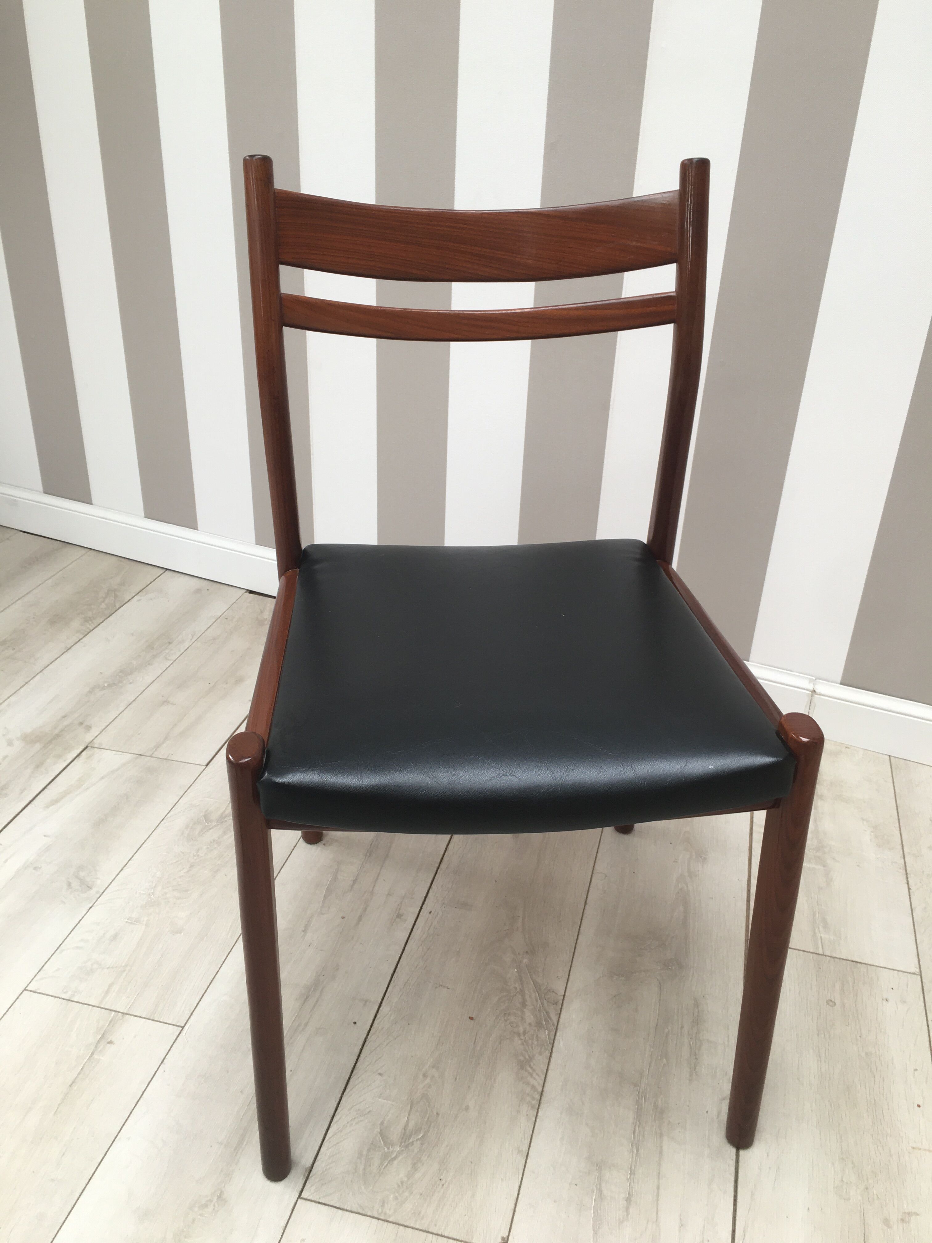 Lot of 6 chairs gessef 60 years