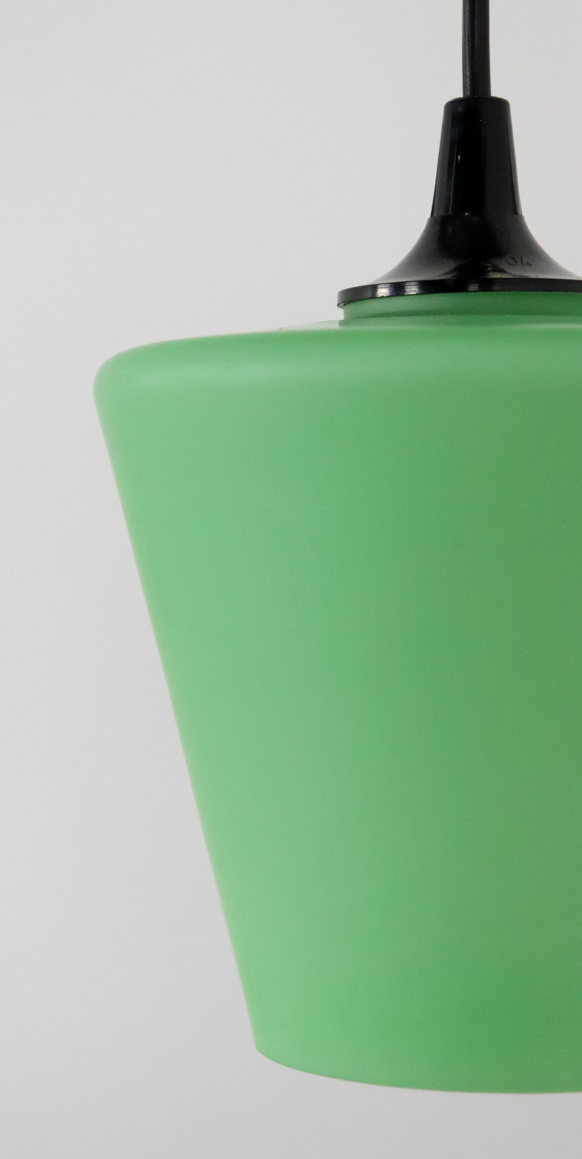 Lampe suspendue en verre vert
