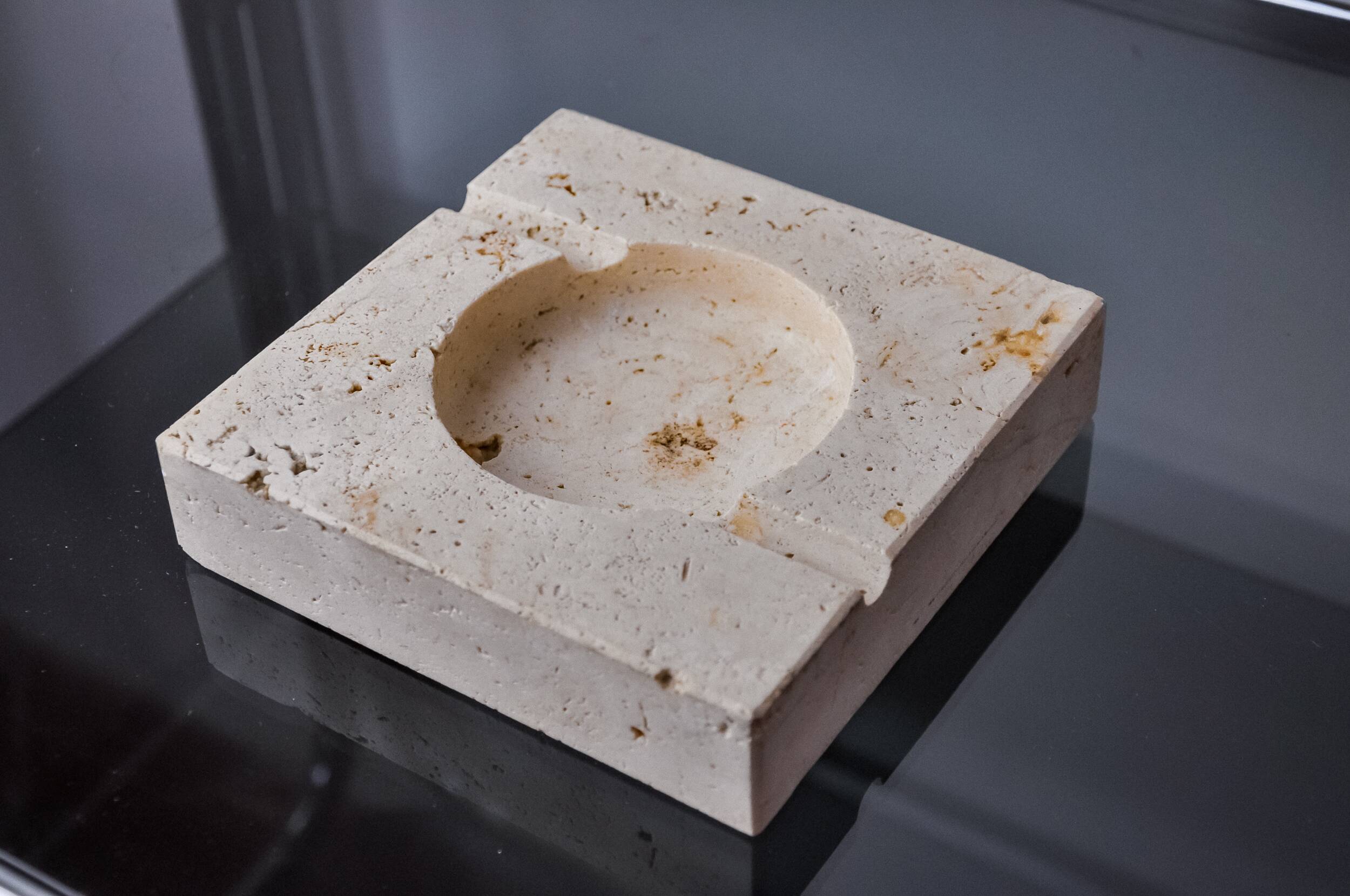 Brutalist ashtray by Fratelli Mannelli, travertine, Italy, 1970