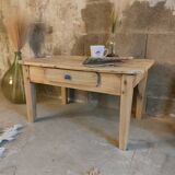 Table basse de ferme