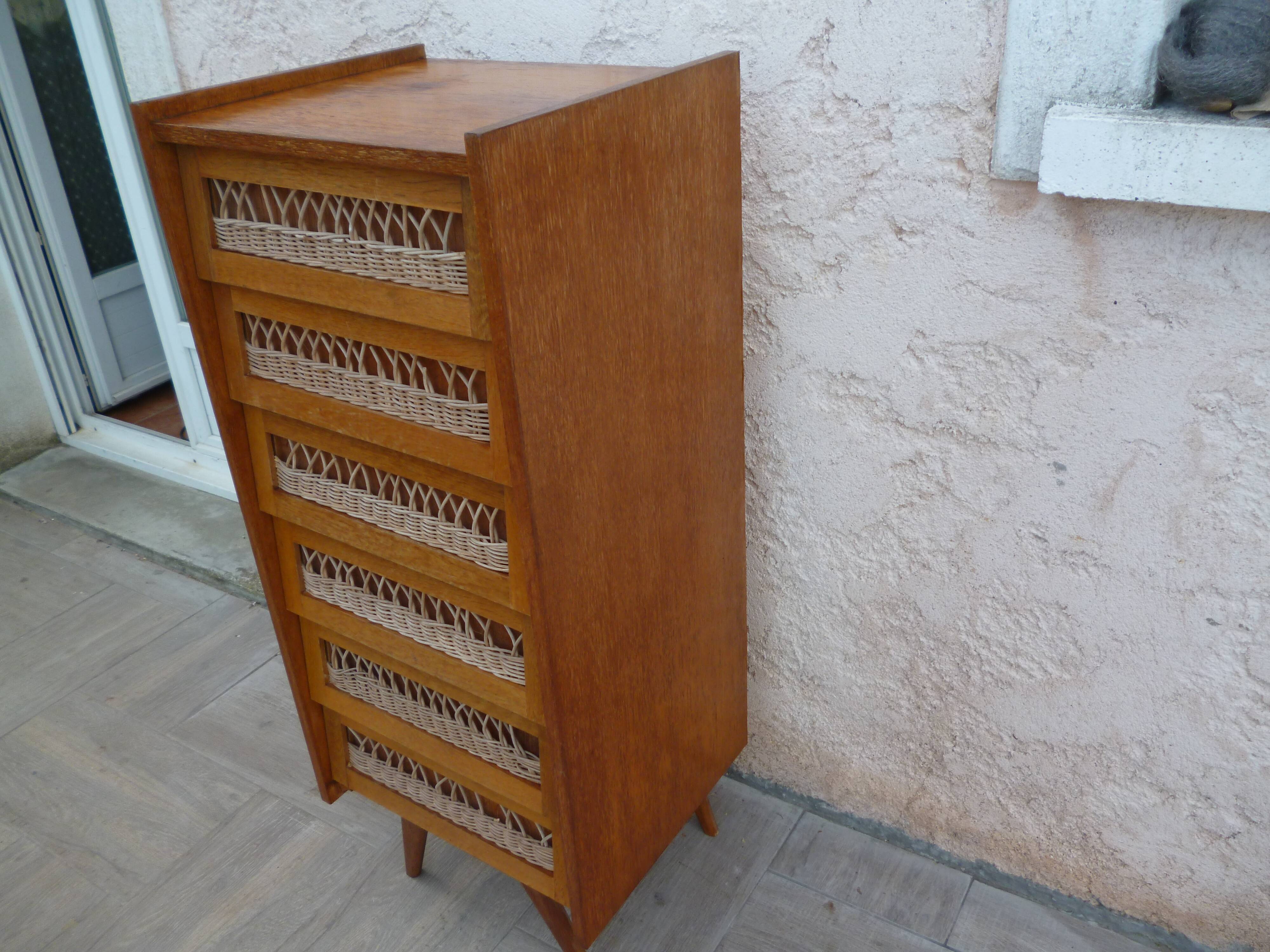 Vintage rattan weekly dresser