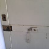 Old Provençal entrance door