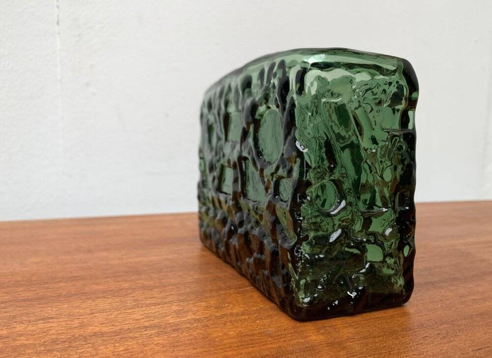 Swedish brutalist glass vase from the mid-century by Göte Augustsson for Ruda, 1960s.