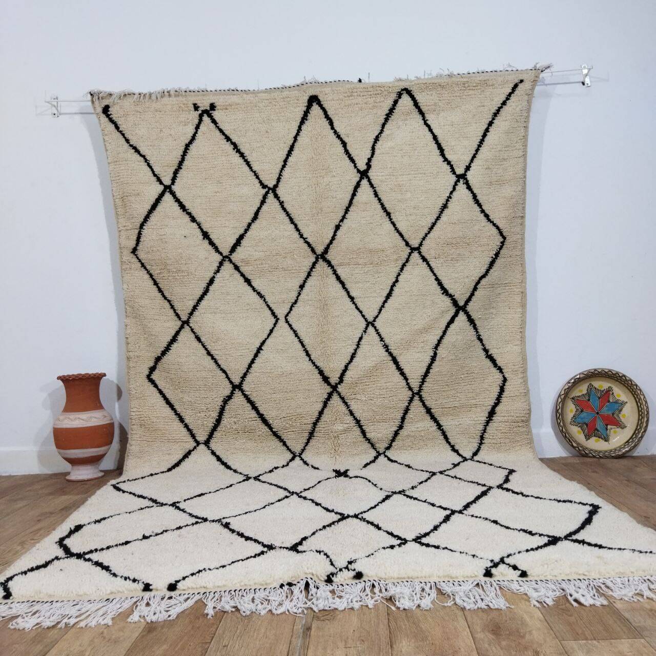 Handmade Moroccan Berber rug beni ouarain 317 X 184 CM