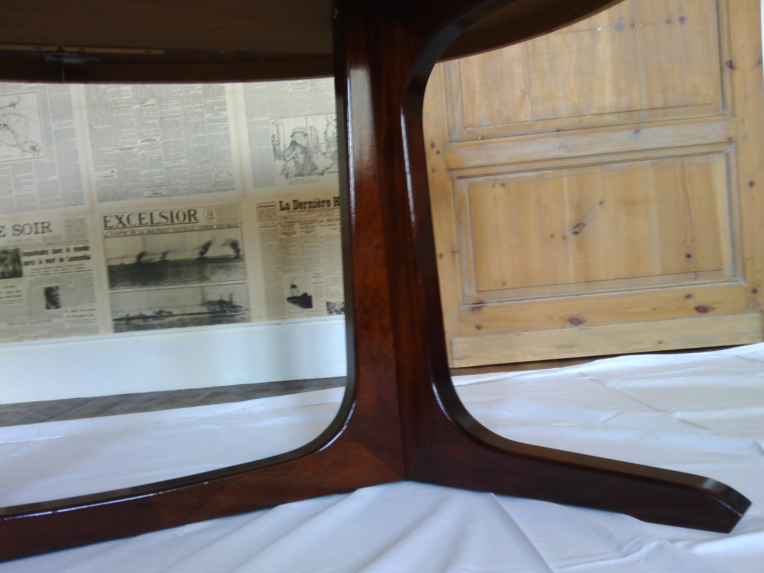 Vintage oval dining table with extensions for Baumann - 1960