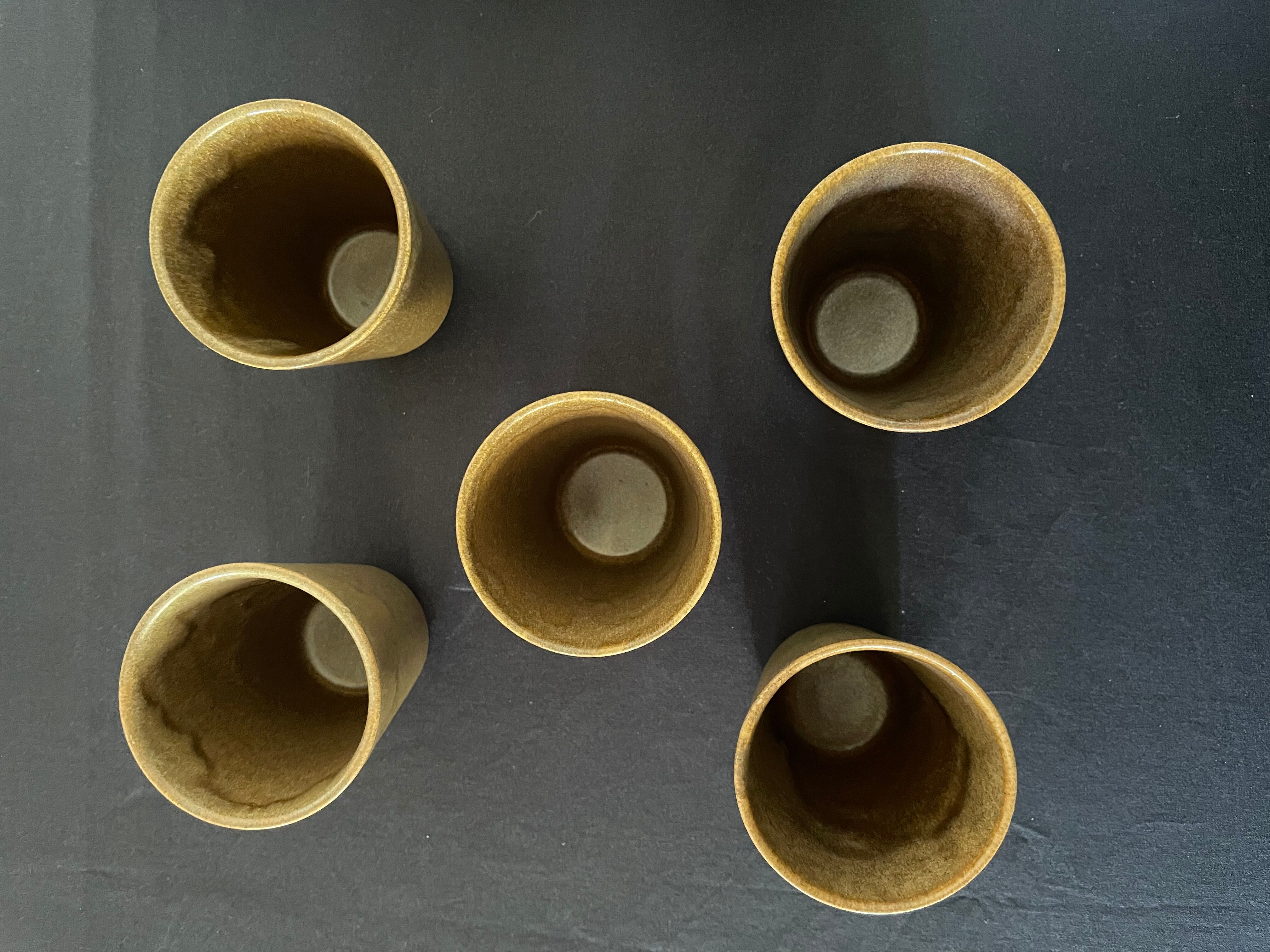 Digoin stoneware cups