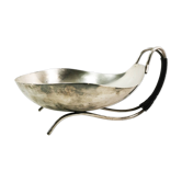 Coupe, plat en métal argenté de style moderniste, Danemark, années 1960