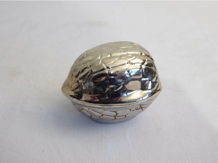 Metal box / silver metal nut shape