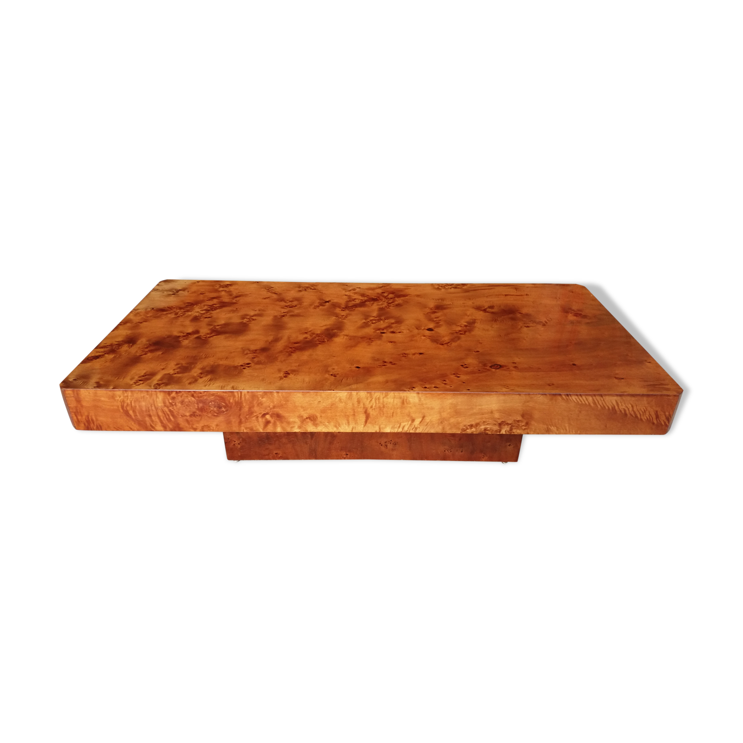 Coffee table in elm magnifying glass