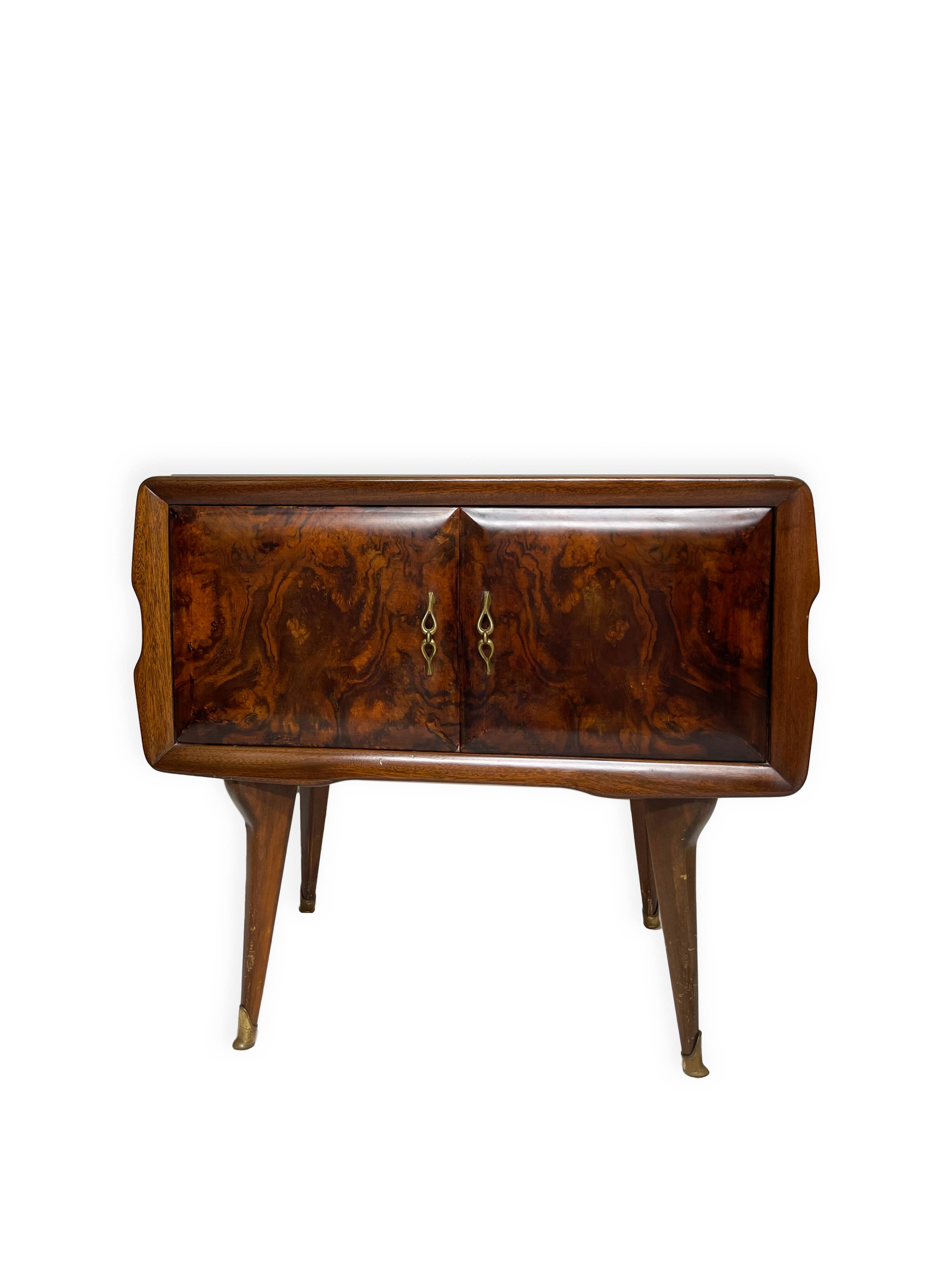 Tables de chevet, années 1950