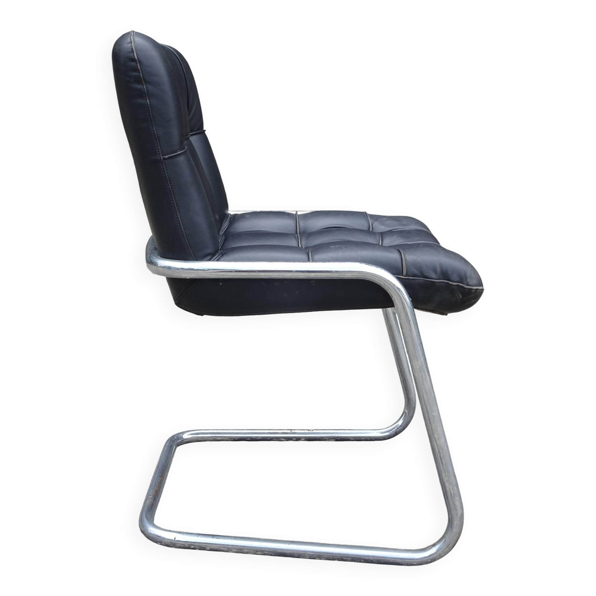 Chair model Storm by Yves Christin, Airborne edition, around 1970.