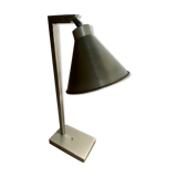 Zinc base table lamp
