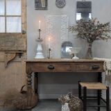 Farm table
