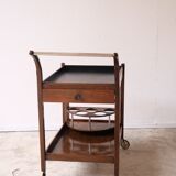 Serving art deco tork