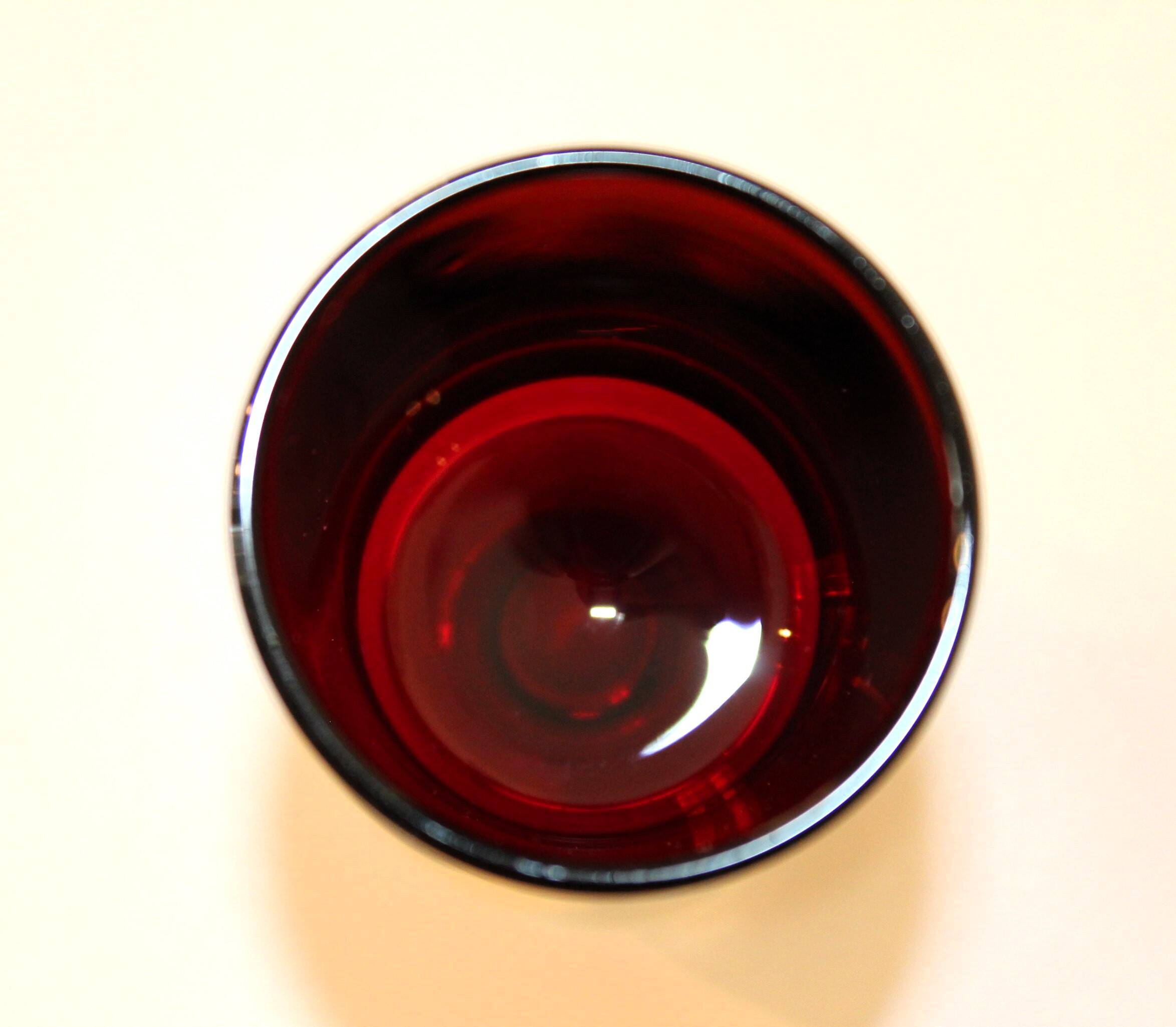 10 ruby red Luminarc Sweden liqueur glasses from the 1970s.
