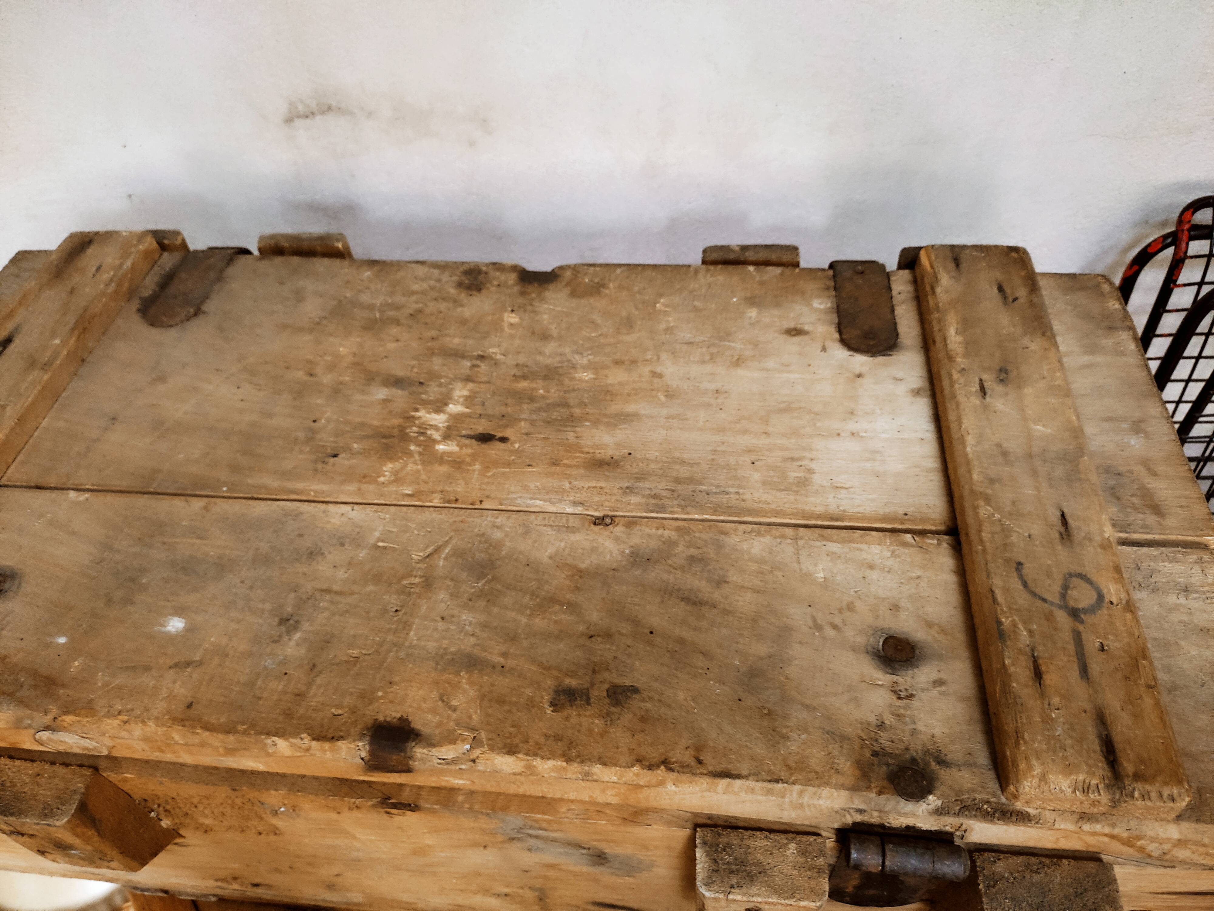 Solid oak ammunition box