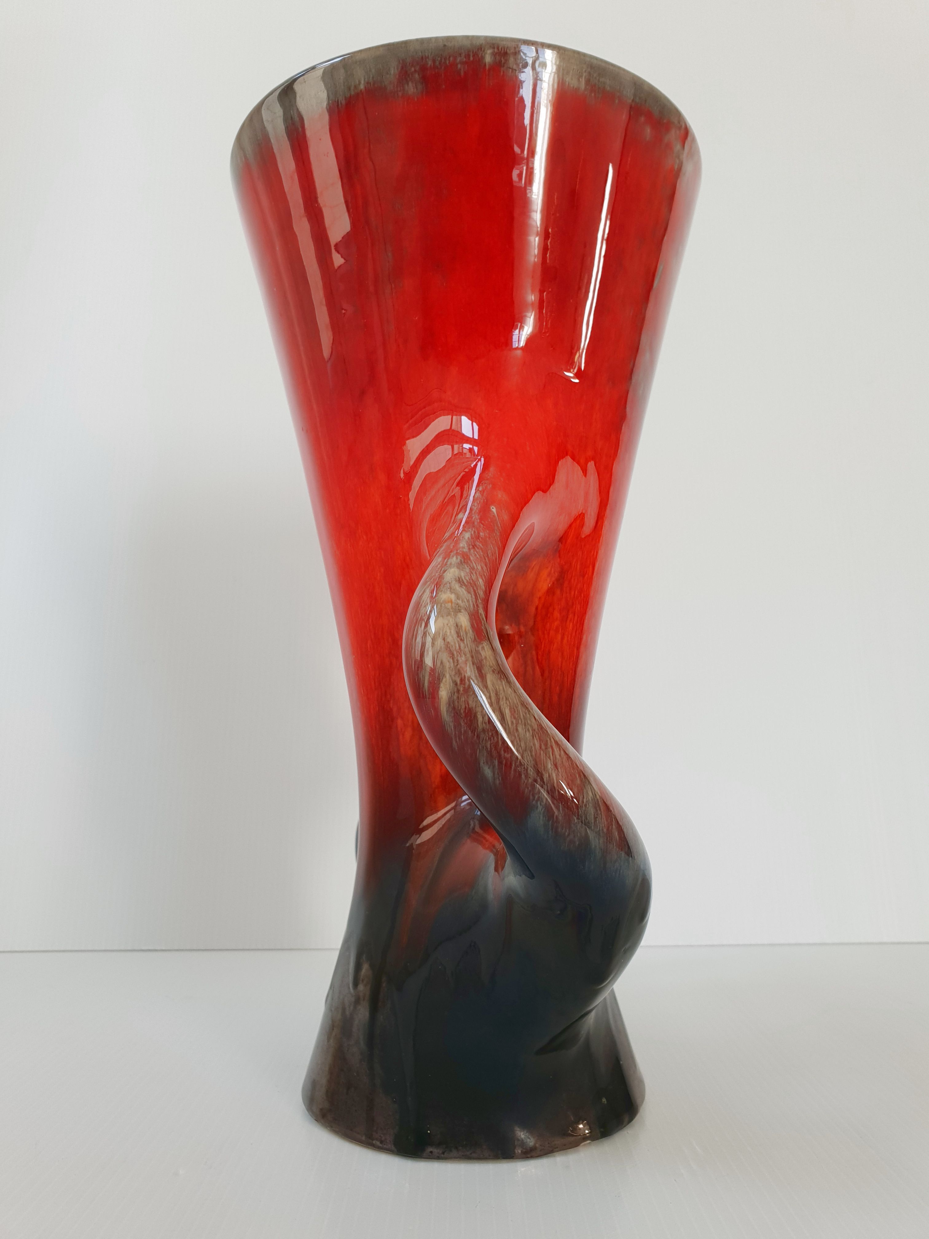 Vintage 1960 vase
