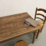 Farmhouse table with spindle legs in solid beech and ash