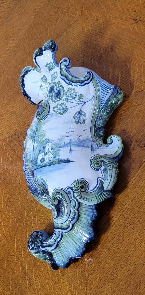 Glazed ceramic bouquetière painted with a lake landscape