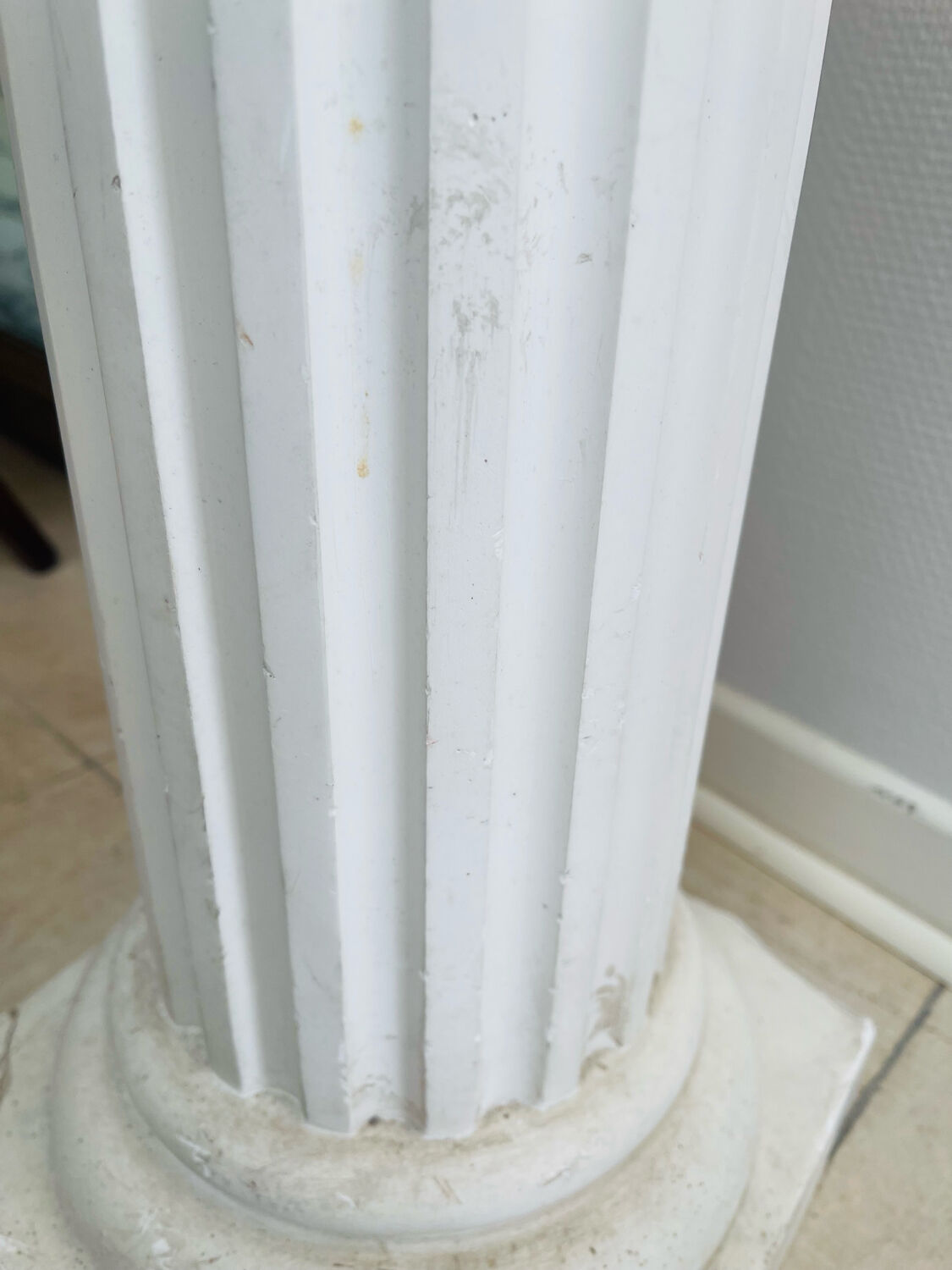 Plaster column with capital – 1970