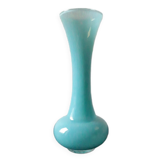 Vase vintage en opaline bleue