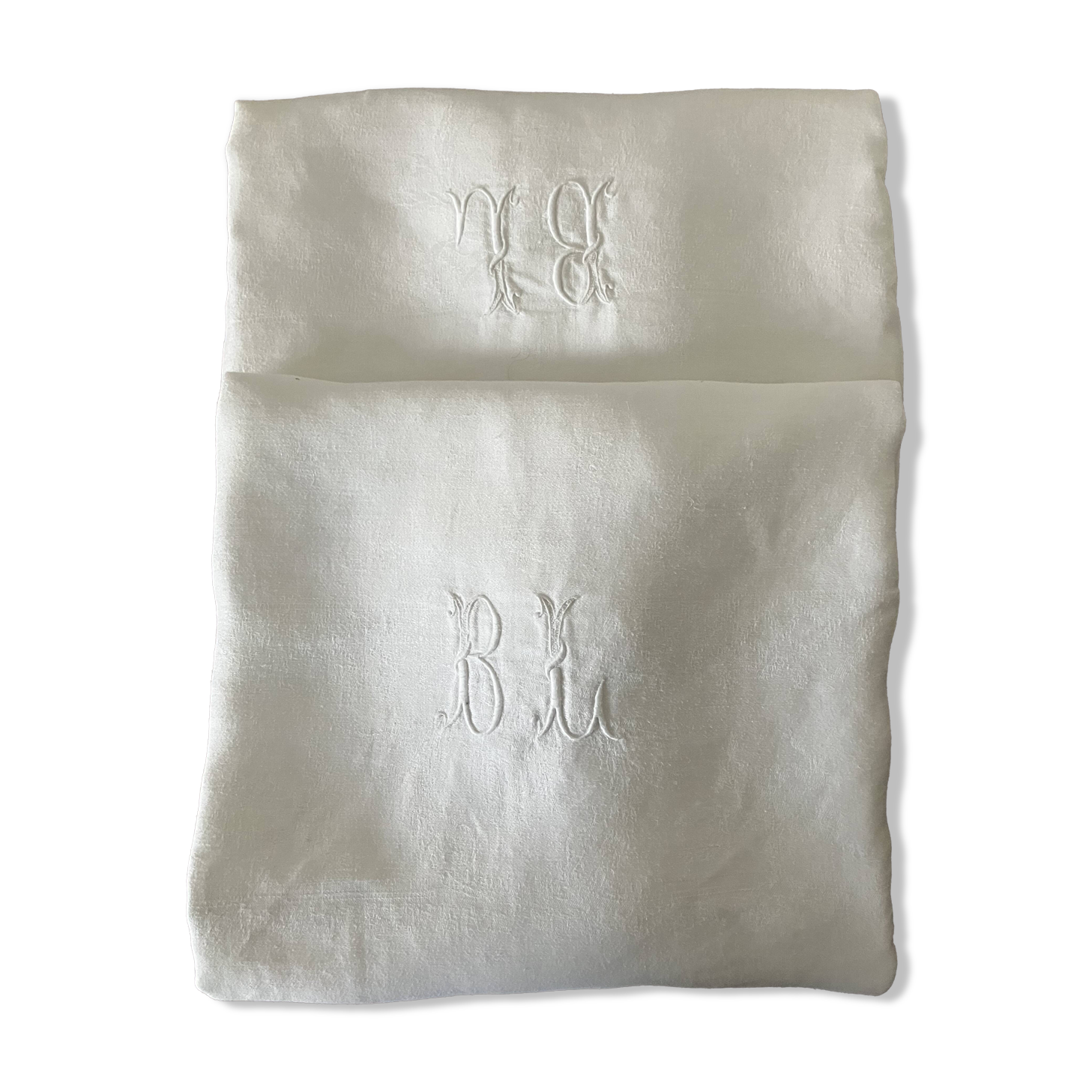 Nappe damassée, double monogramme