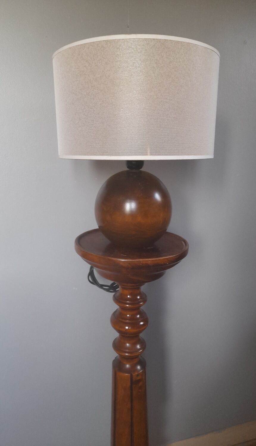 Table lamp foot ball dark solid wood Tournerie du sou, France