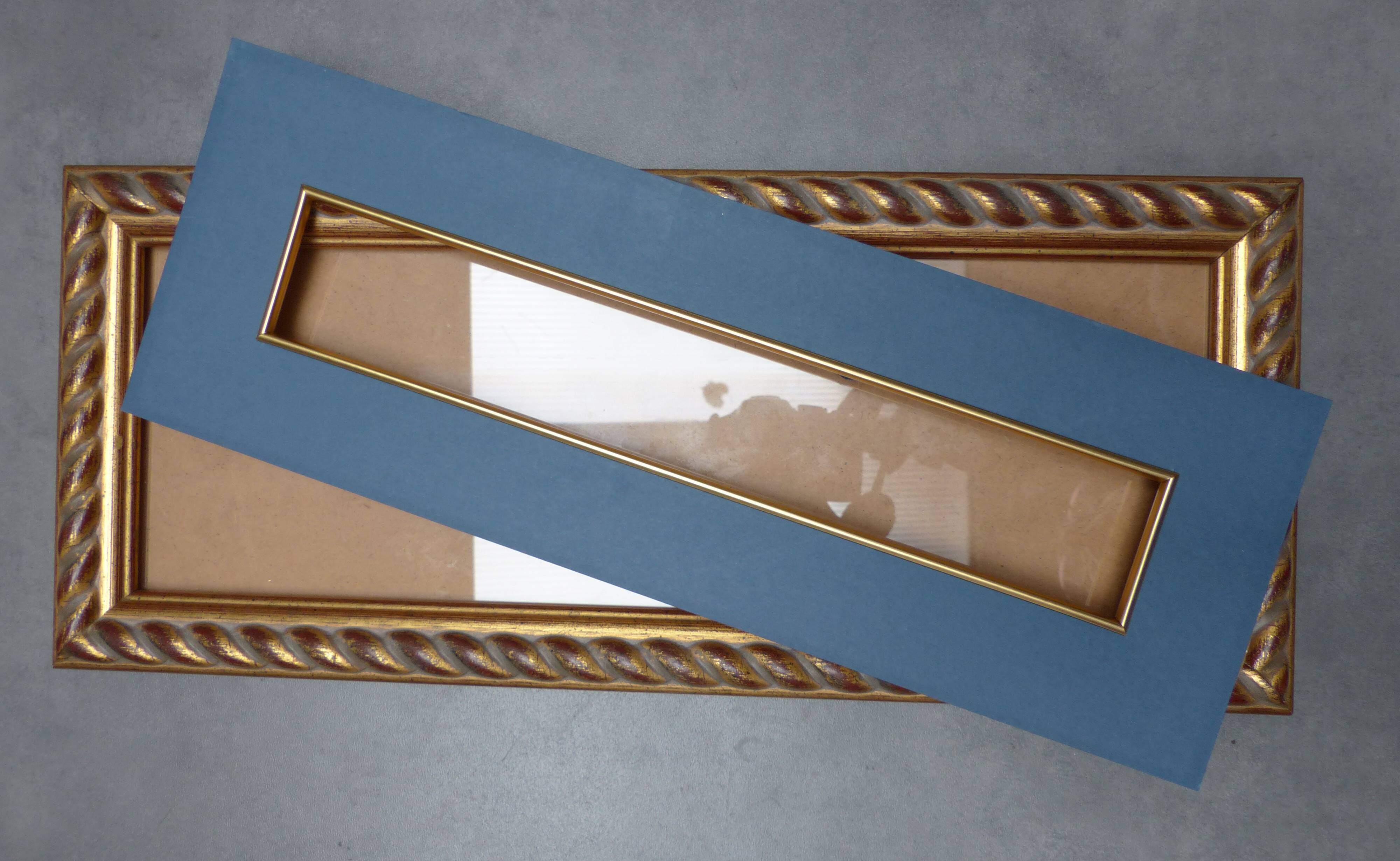 Frame wood worked twisted molding