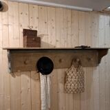 Wall coat rack