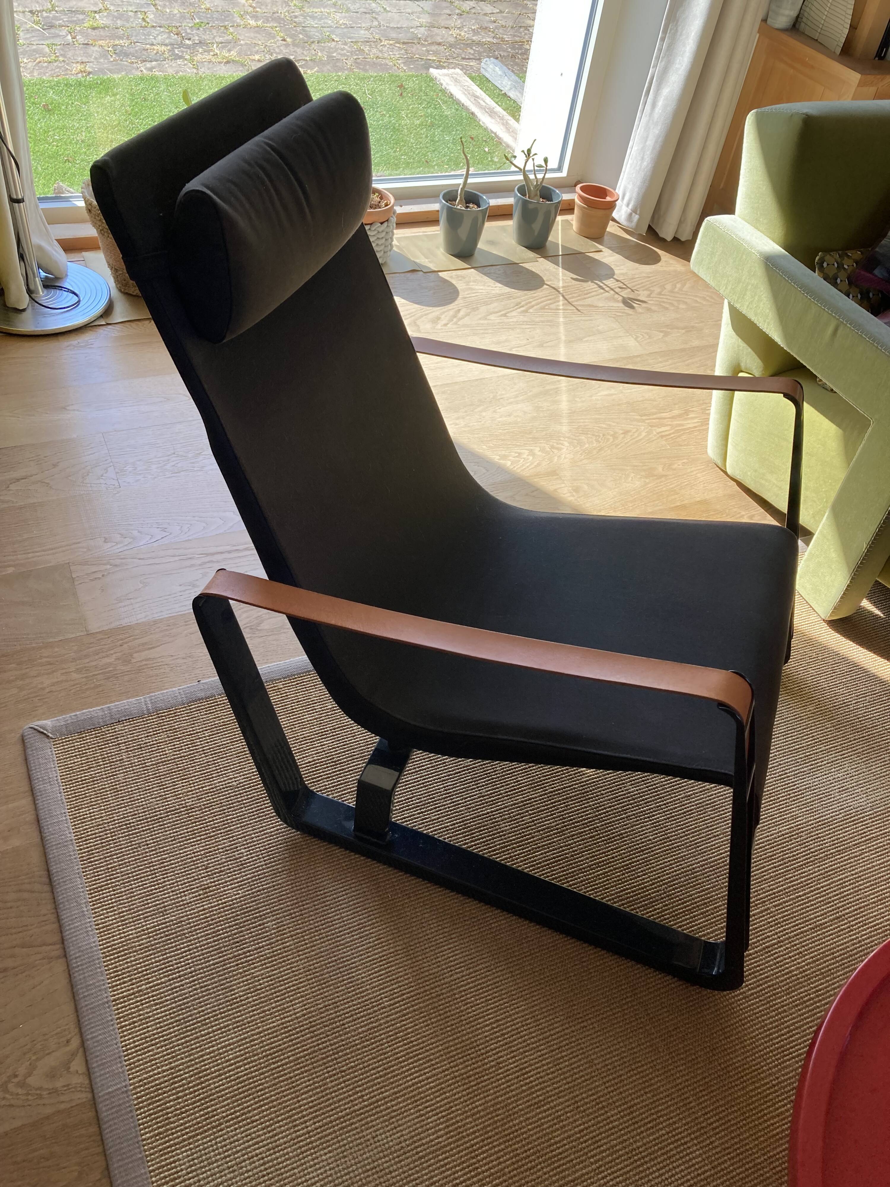 Chair Cité Jean Prouvé