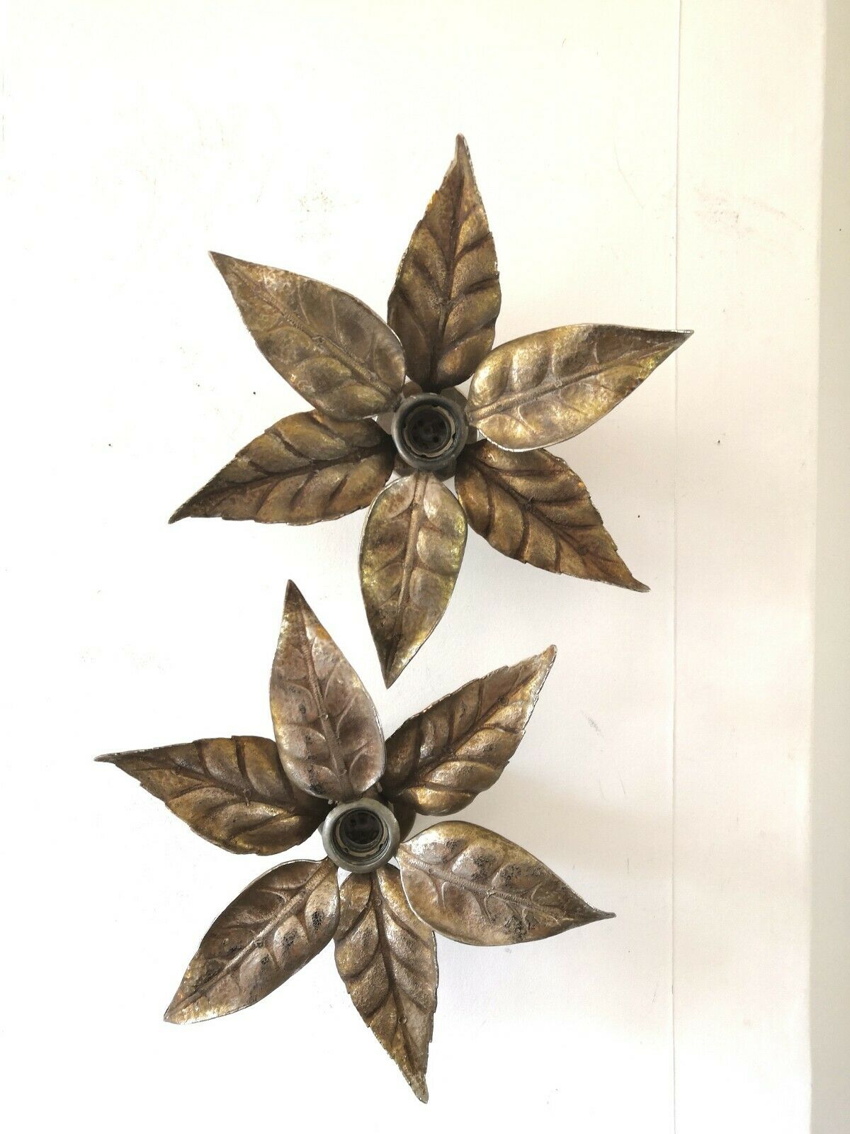 Pair Of appliques bronze flowers design 70s