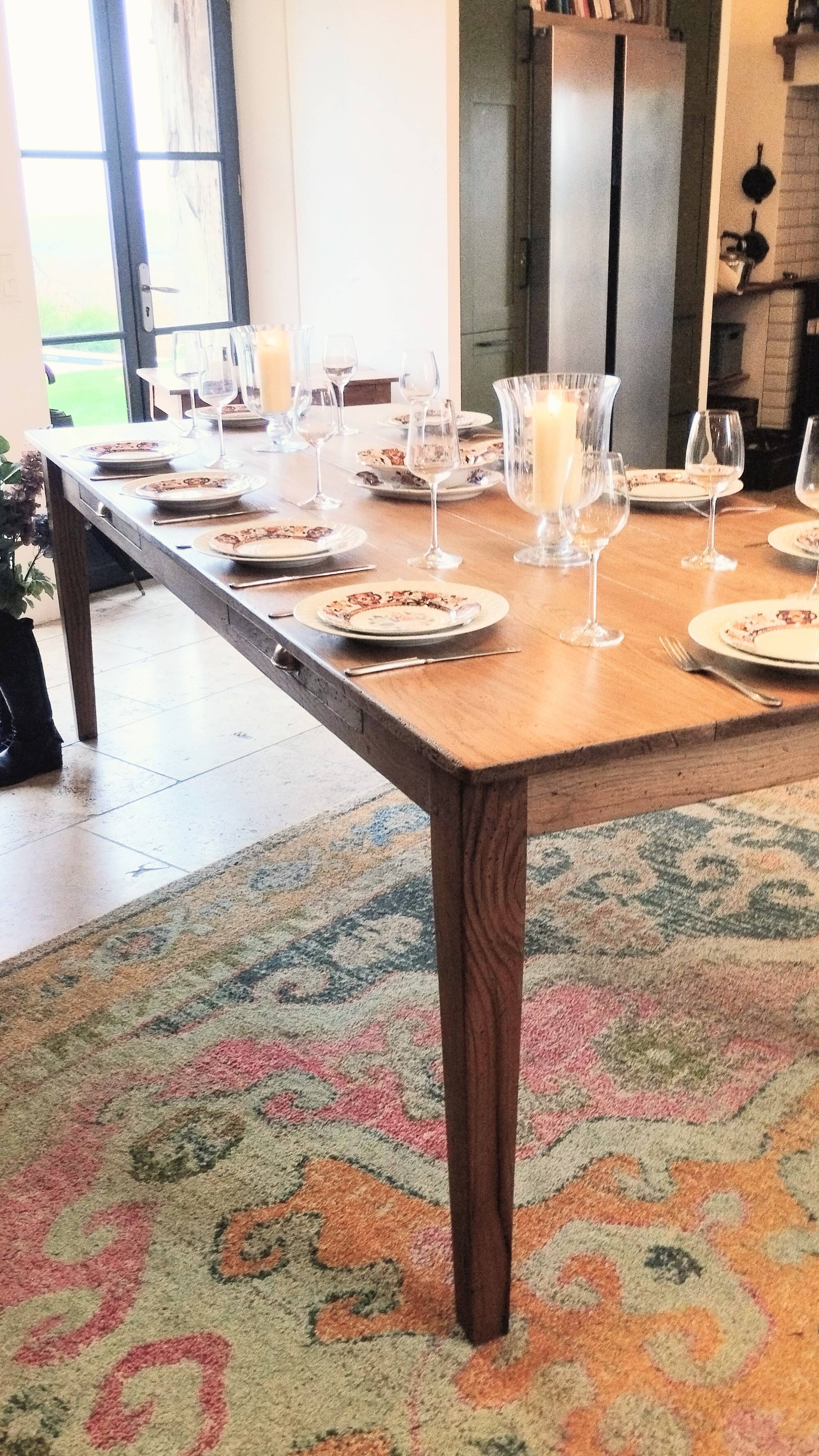 Table de ferme en chêne massif Français.240 x100 patiné avec deux tiroirs.