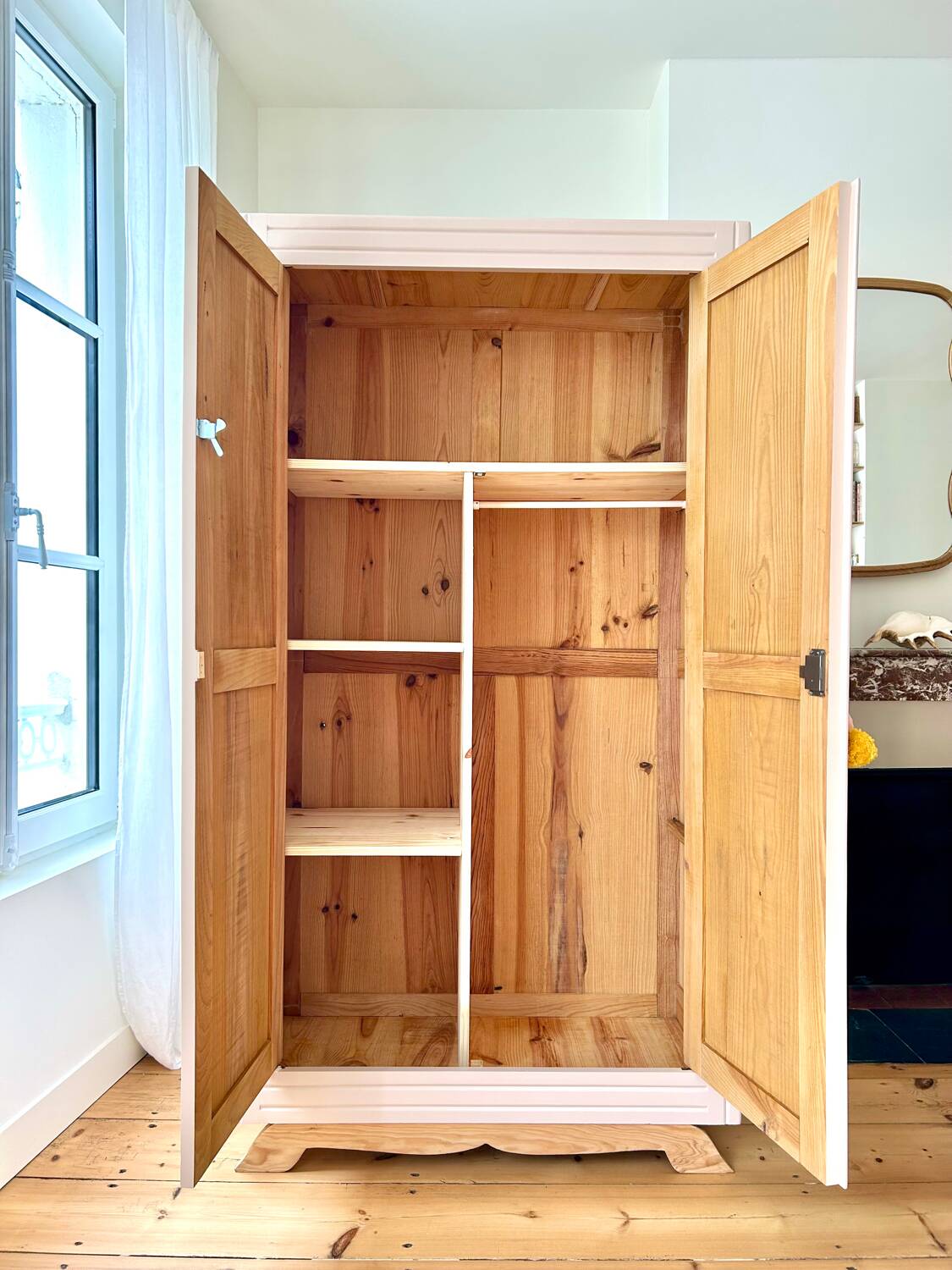 Vintage wardrobe (renovated)