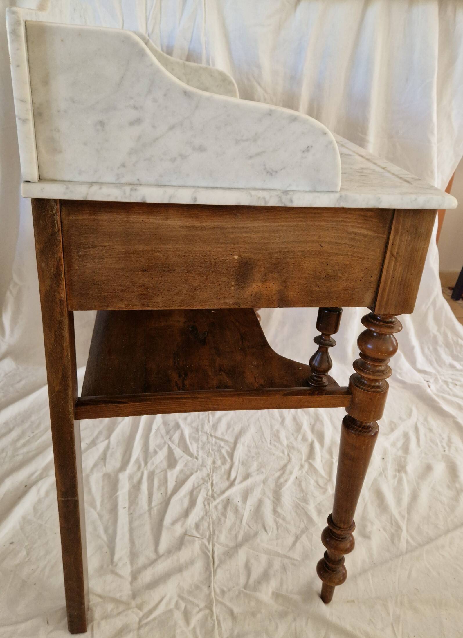 Napoleon III washstand in walnut and Carrara marble – circa 1885