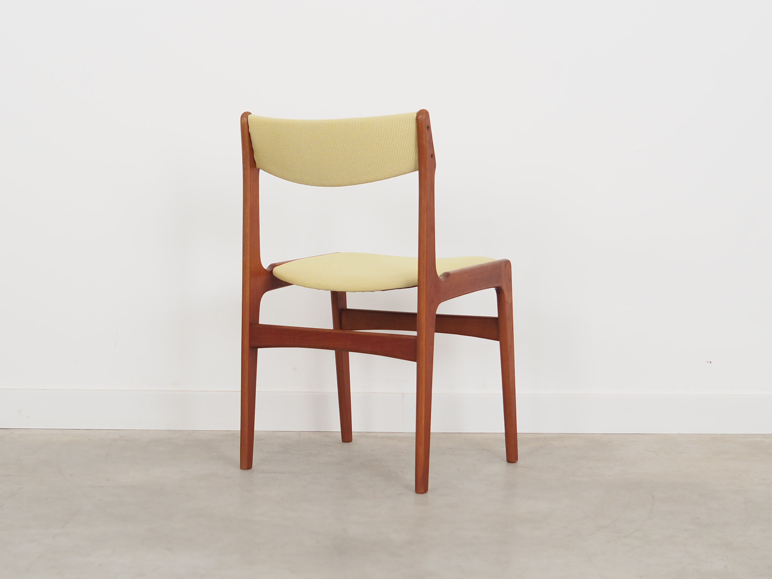 Set of two teak chairs, Danish design, 1970s, production: Denmark