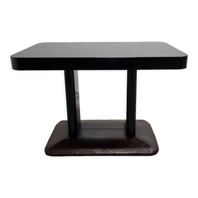 Table basse par Jindrich Halabala