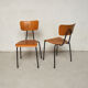 Série de 12 chaises en métal et bois