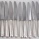 Alfénide Christofle Louvois Shell, 24 knives: 12 dinner knives + 12 cheese knives.