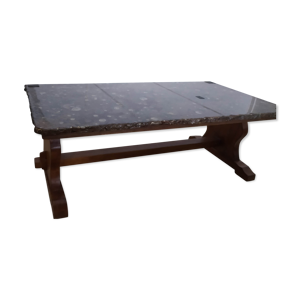 table basse en pierre