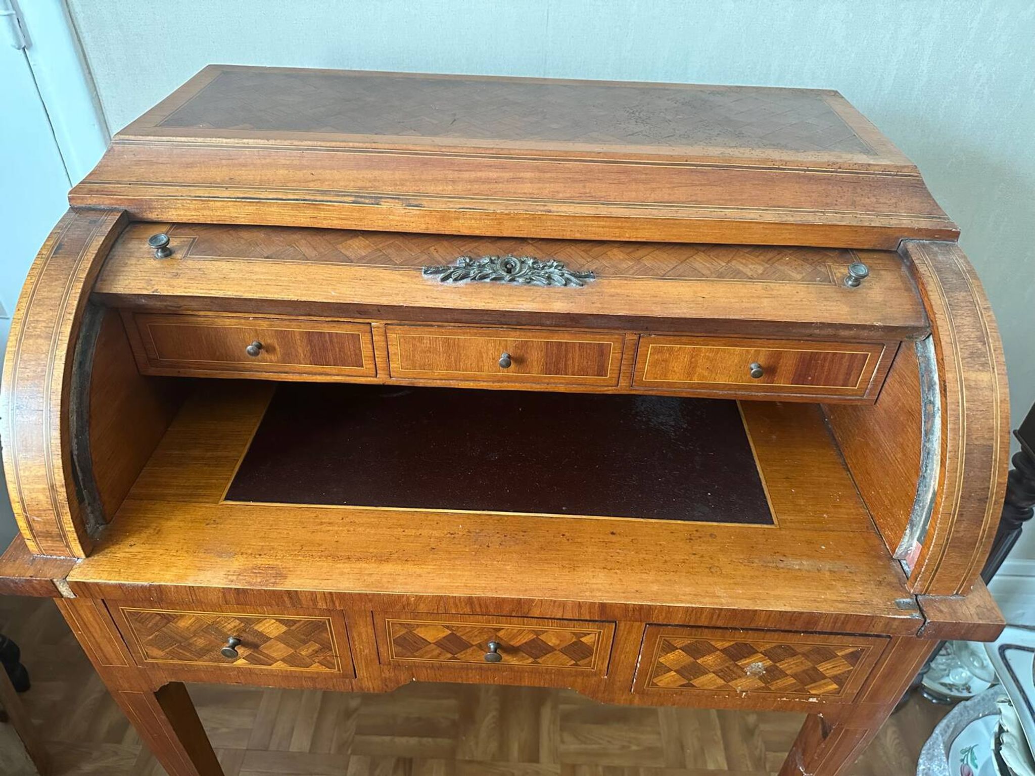 Cylindrical desk in cubic marquetry Louis XVI style late 19th, early 20th century